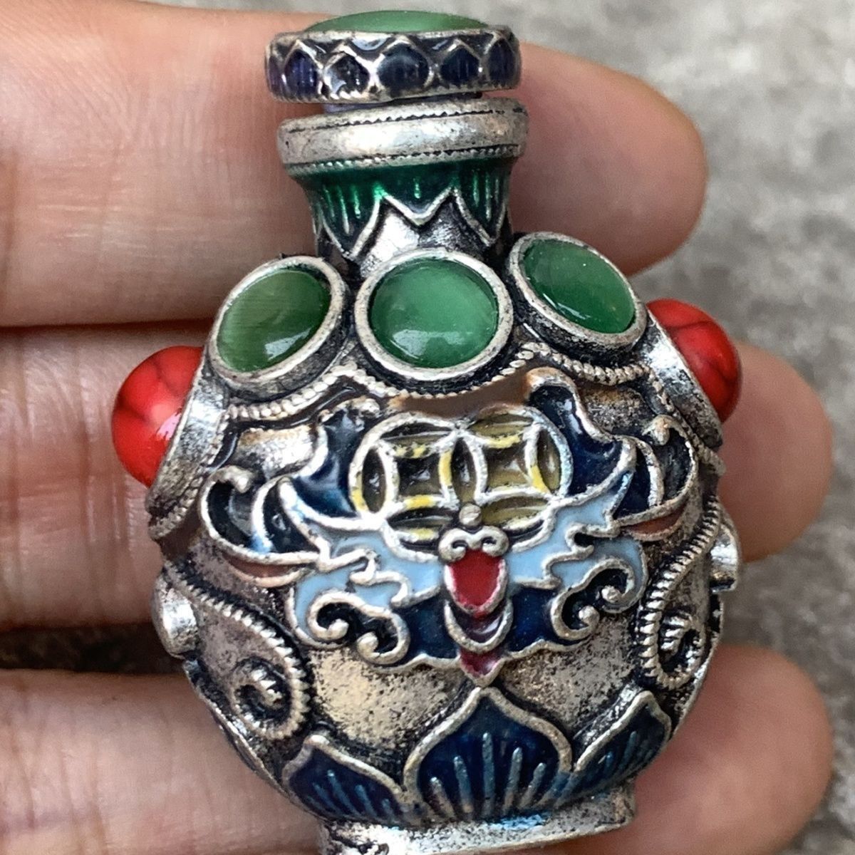 Vintage Cloisonne Bronze Snuff - Collectible Vintage Tools 评论和价格