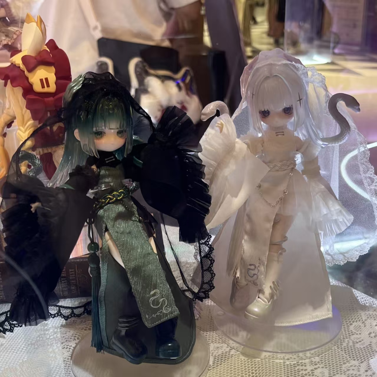 Luluelf Story Limited Hang Car - Collectible Collection 评论和价格