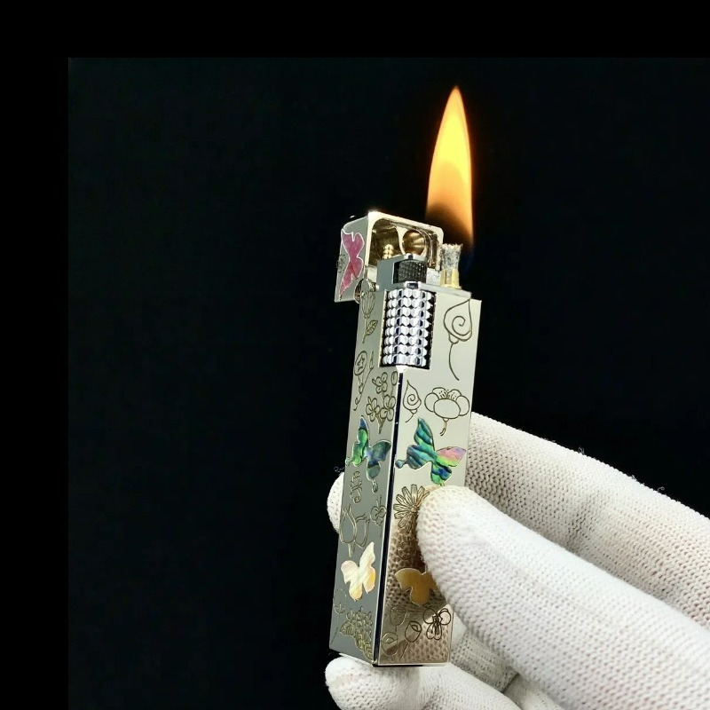 Unusual Brass Four sided Color - Vintage Collectible Lighters 评论和价格