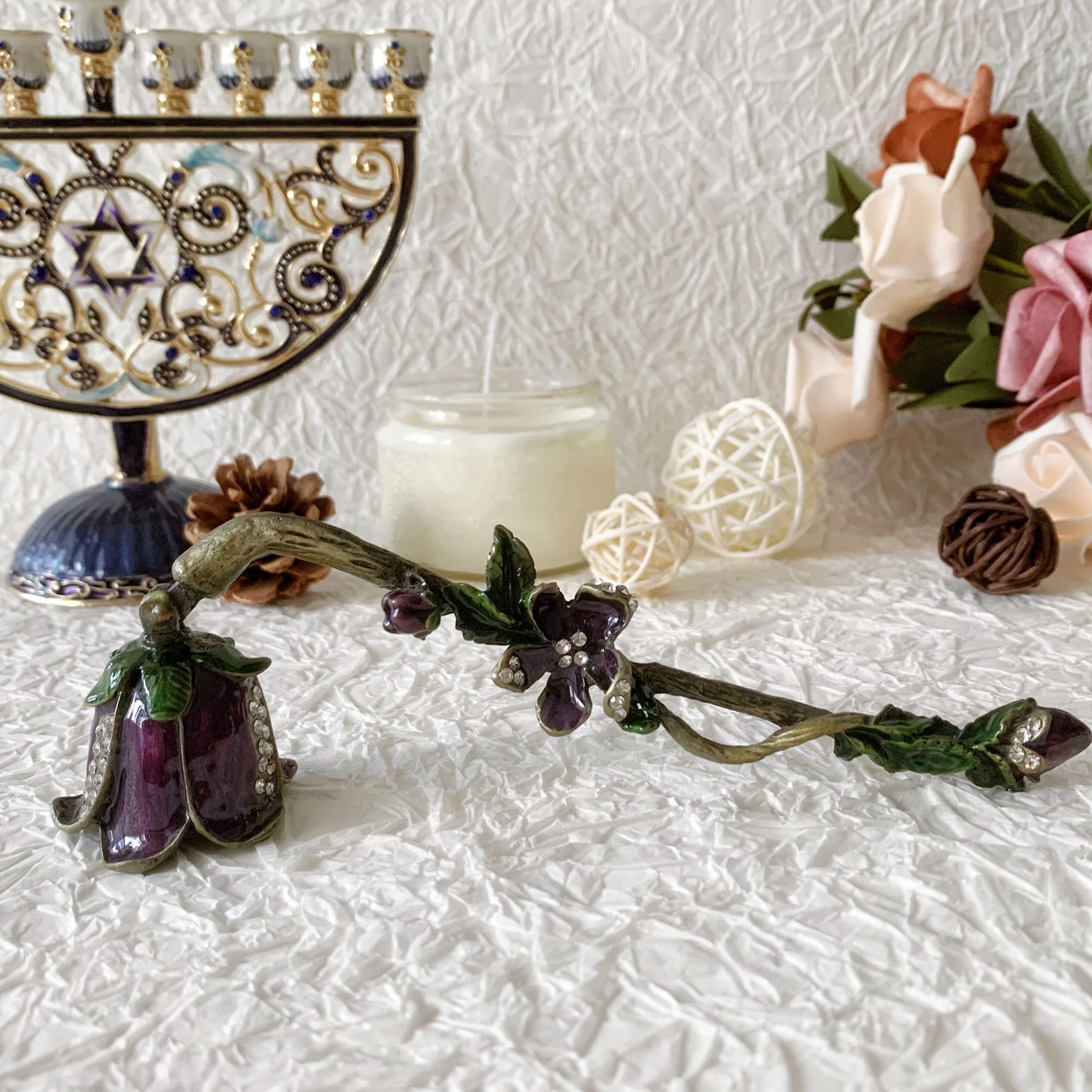 Luxury Menorah Candle Snuffer  - Collectible Collection 评论和价格