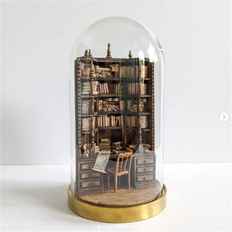 Miniature Bookcase Bookshelf D - Vintage And Collectible Books 评论和价格