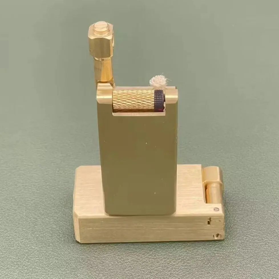 Vintage European Pipe Lighter, - Vintage Collectible Lighters 评论和价格